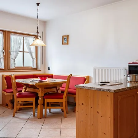 Mirabell Appartement Livinallongo Del Col Di Lana